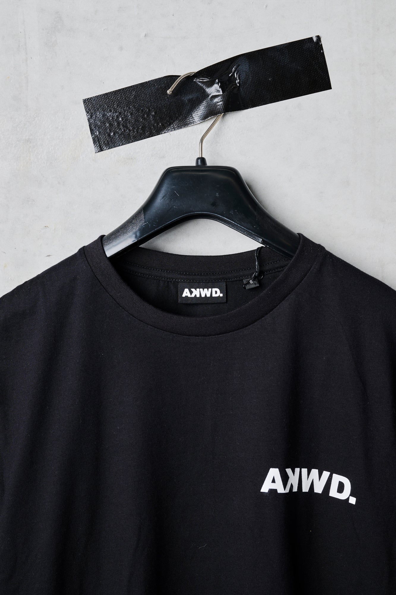 SOCIAL DISTANCING TEE